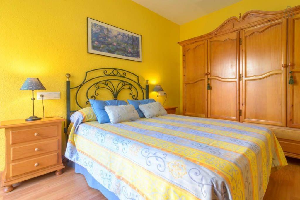 Cozy & Charming Apartment Almunecar Bagian luar foto