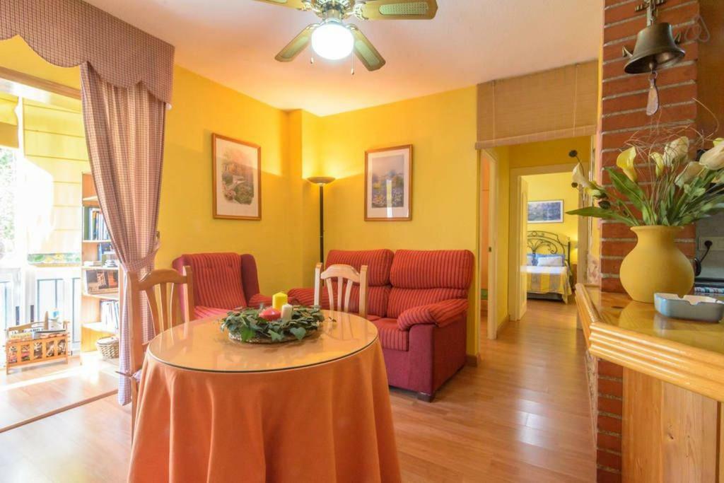 Cozy & Charming Apartment Almunecar Bagian luar foto